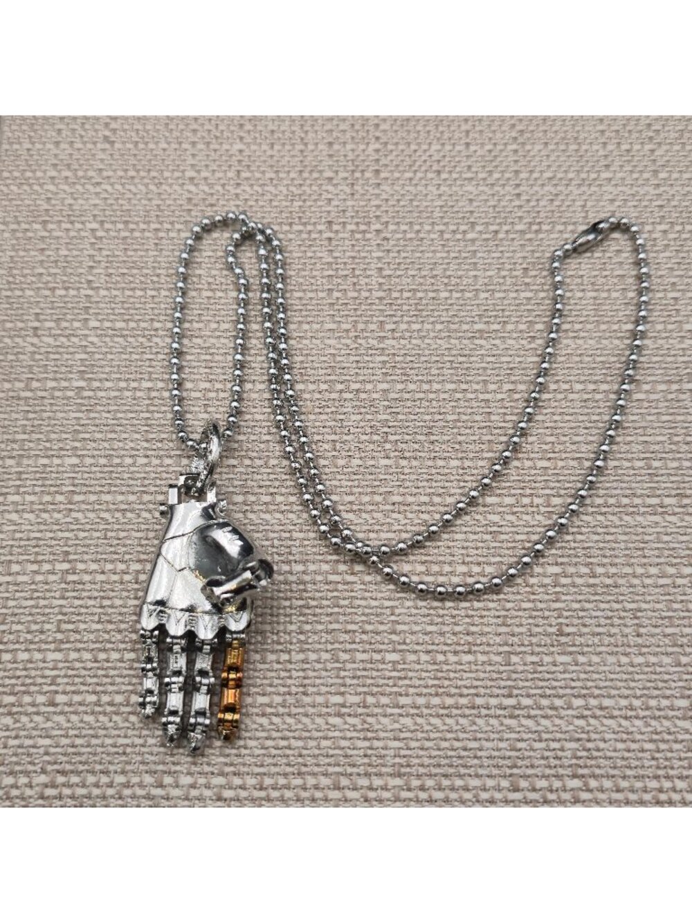 24 Inch Robot Hand Pendant Necklace, Cyberpunk Robotic Fist, Geek Gift B1450